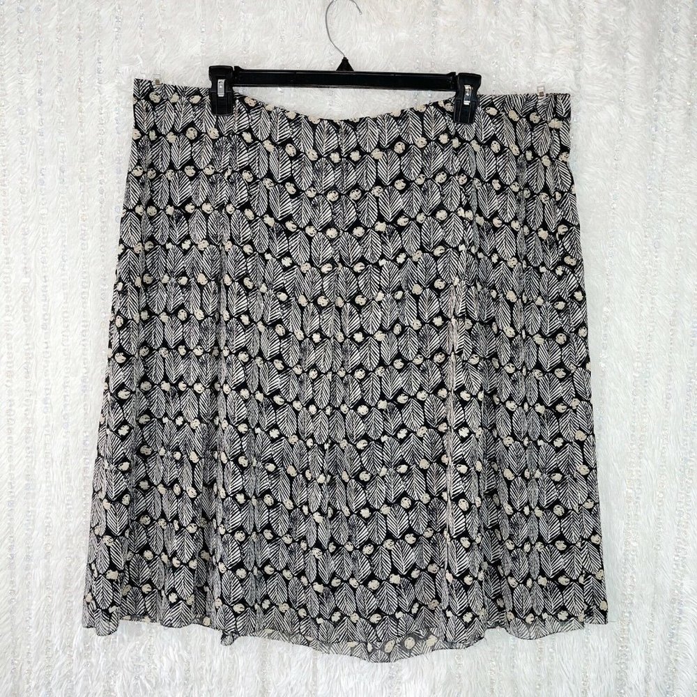 NEW Sigrid Olsen Chiffon Skirt Size 24W Black Tan Floral Leaf Print Knee Length